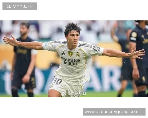 贡萨洛加西亚盛赞阿隆索为顶尖教练并坦言C罗是自己心中的偶像