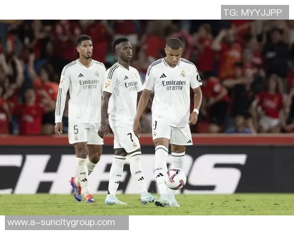 皇马关注身价7500万欧的伊尔迪兹下周欧冠现场考察他 皇马关注身价7500万欧的伊尔迪兹下周欧冠现场考察他