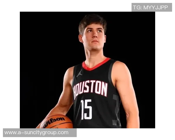 谢泼德谈球队定位与风格强调教练的指导作用与球员的自我发挥