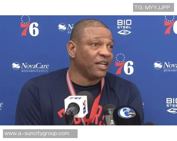 CC半场狂砍26分里弗斯称赞但强调球队不担心表现 CC半场狂砍26分里弗斯称赞但强调球队不担心表现