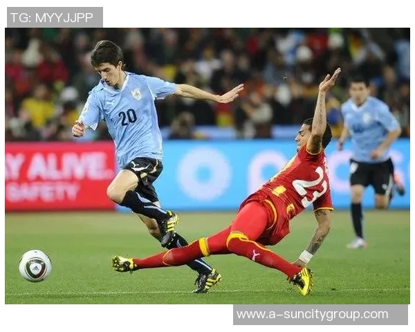 英超铲球成功率最高球员廷伯表现强势本赛季铲球30次以上成功率达895 英超铲球成功率最高球员廷伯表现强势本赛季铲球30次以上成功率达895