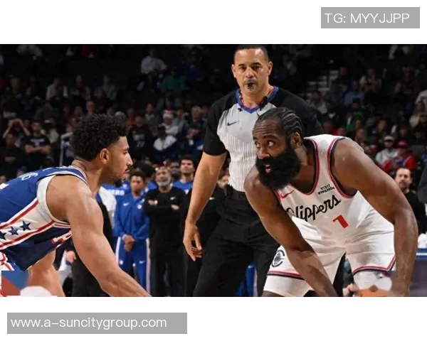 裁判报告确认哈登遭受犯规但球迷心中无奈与失望难以平复