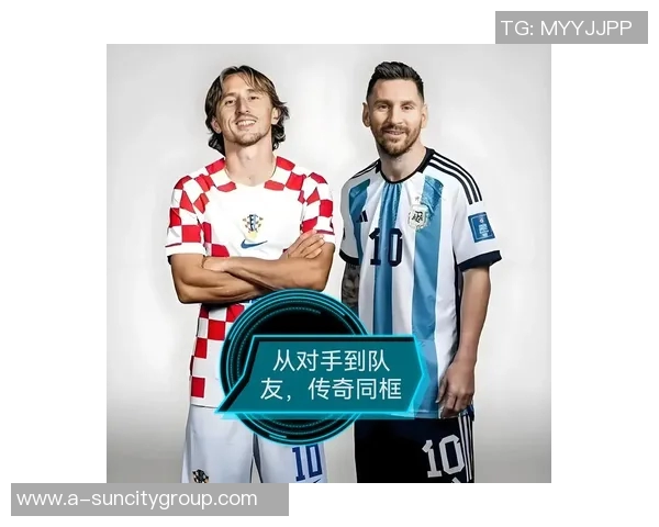 克罗斯评选历史最佳阵容梅西C罗领衔中场魔笛齐祖前锋大小罗同在