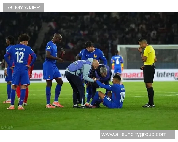 姆巴佩缺阵法国队面临队长与进攻体系重建的挑战与压力