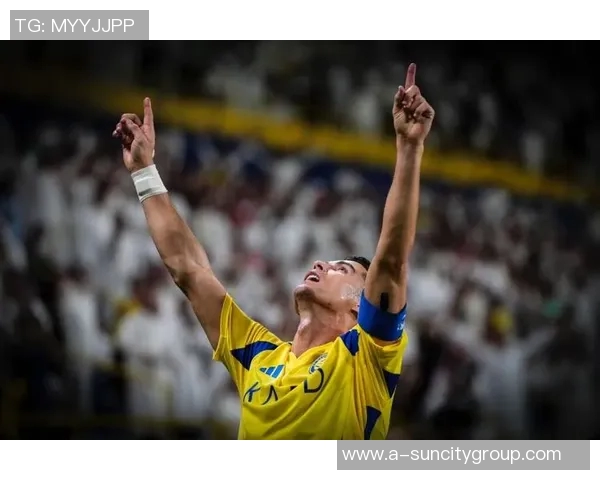 C罗再创佳绩社交媒体庆祝重返联赛巅峰彰显球队实力与团结